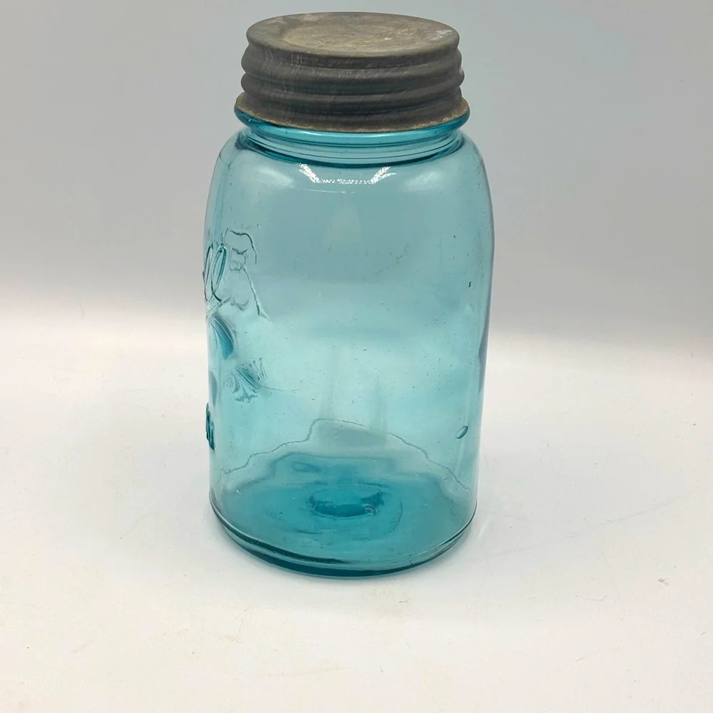 Rare 1900's Ball blue Mason qt.jar.